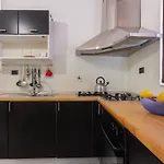 Guesthost - Tra Centro E Universita Apartment Bologna