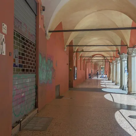 アパート Guesthost - Tra Centro E Universita *