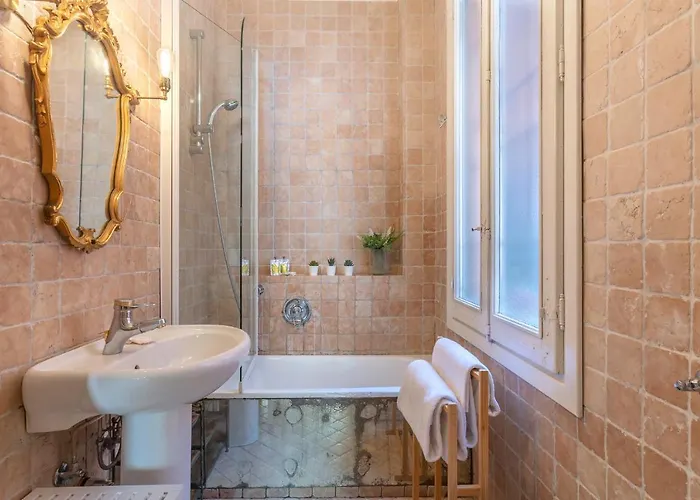 Guesthost - Tra Centro E Universita * Bologna