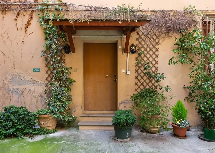 Guesthost - Tra Centro E Universita Apartment