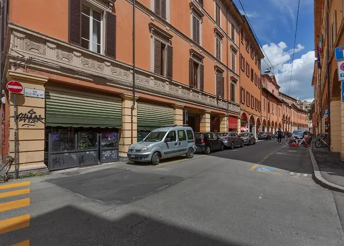 Tra Centro E Universita' Appartamento